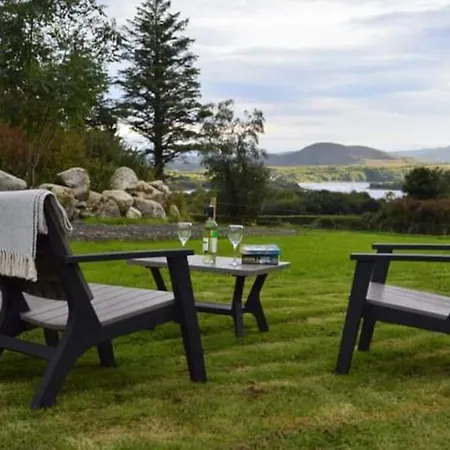 Twin View - In Pontoon Foxford